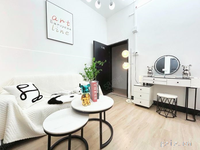 钟落潭近地铁 朝南 智能门锁 大阳台 配置齐全 拎包入住